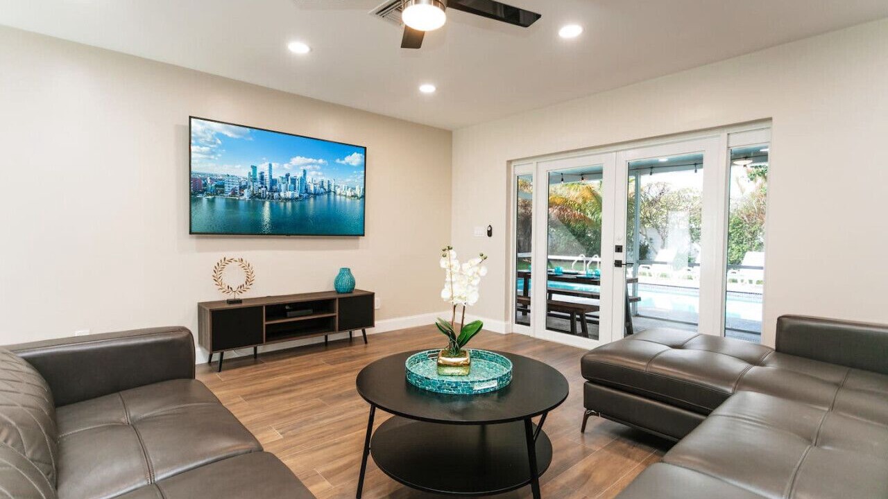 Photo of Livingroom in Dania Beach