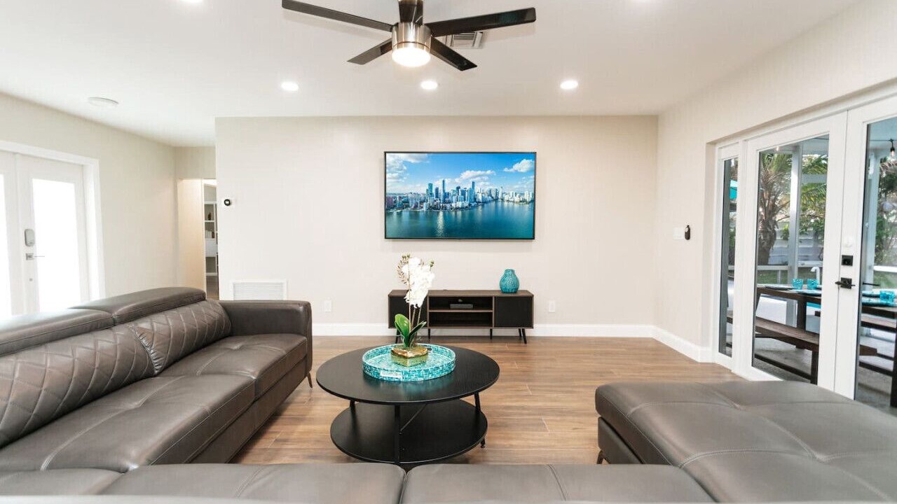 Photo of Livingroom in Dania Beach