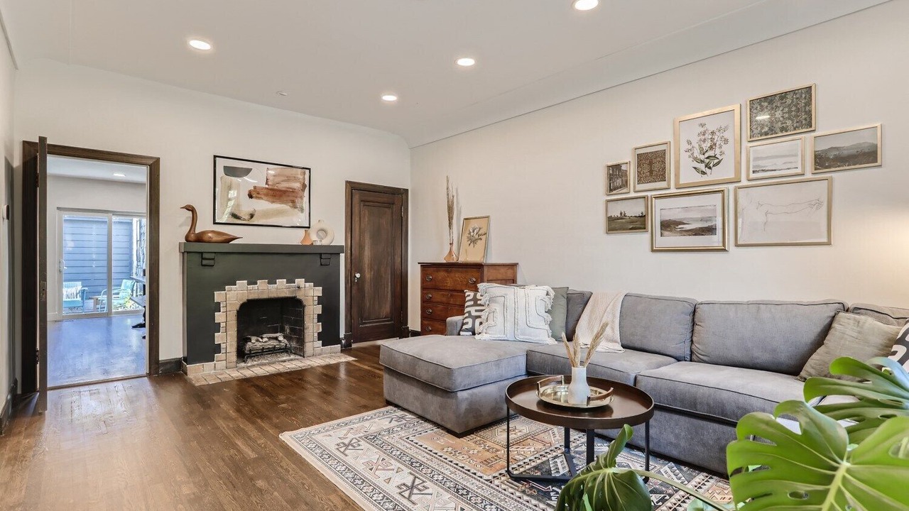 Photo of Livingroom in North Park Hill