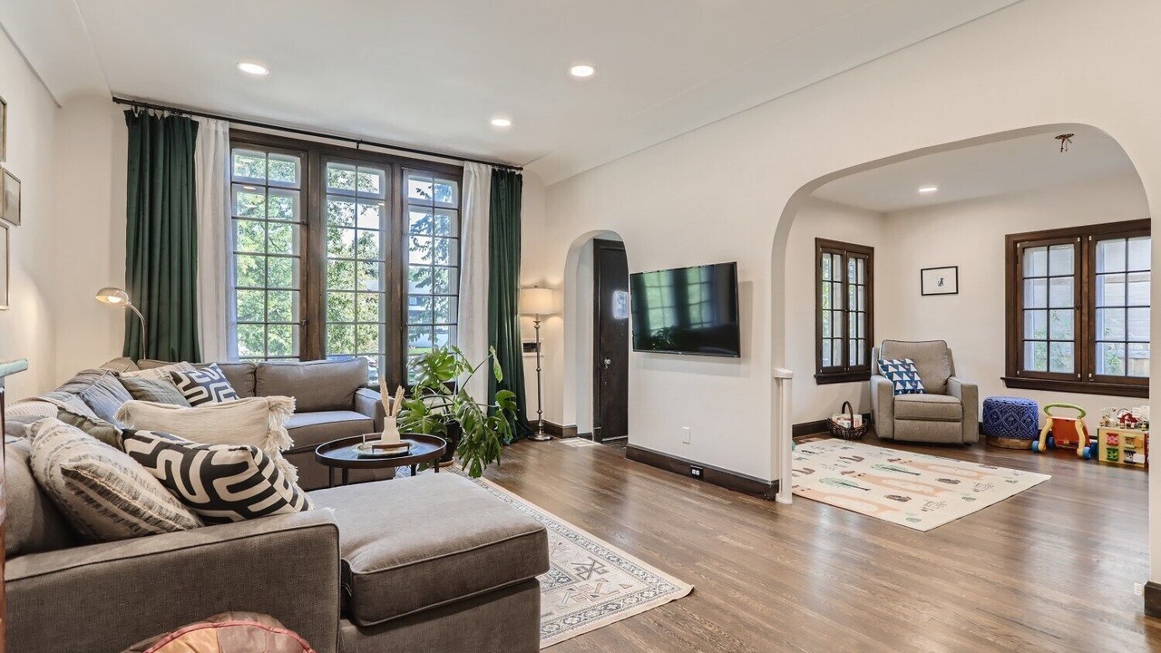 Photo of Livingroom in North Park Hill