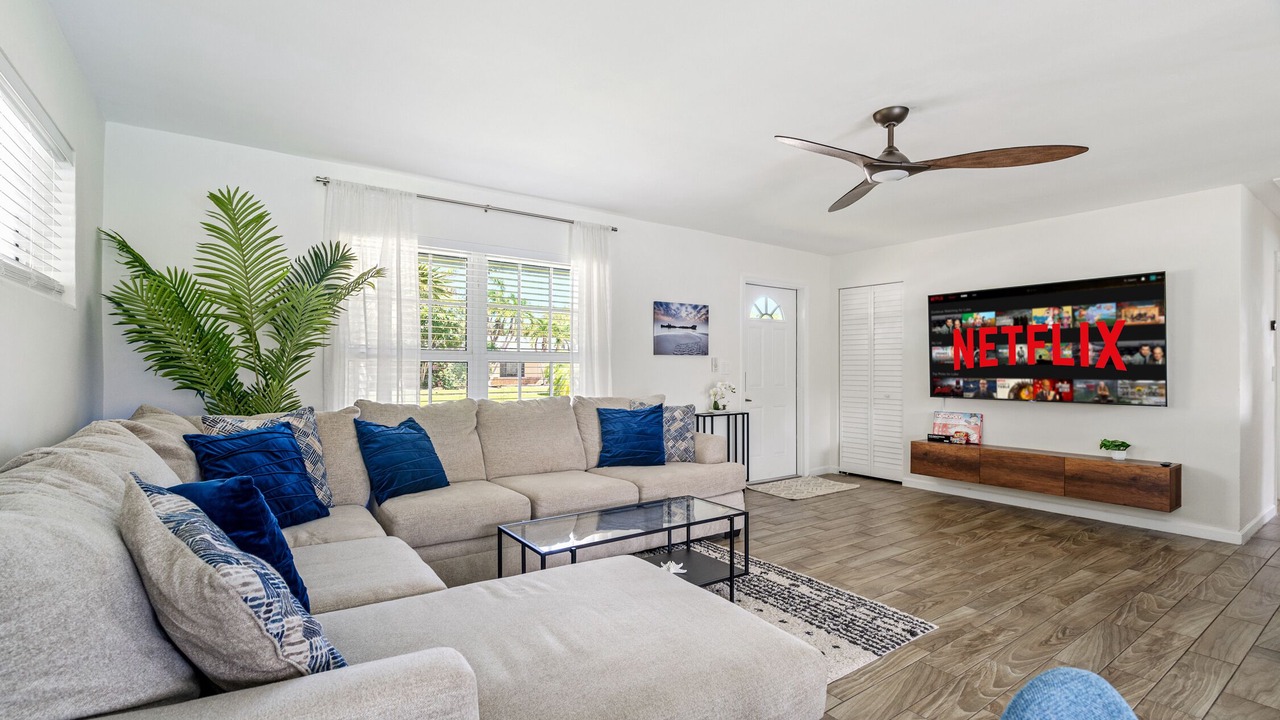 Photo of Livingroom in Tropic Palms
