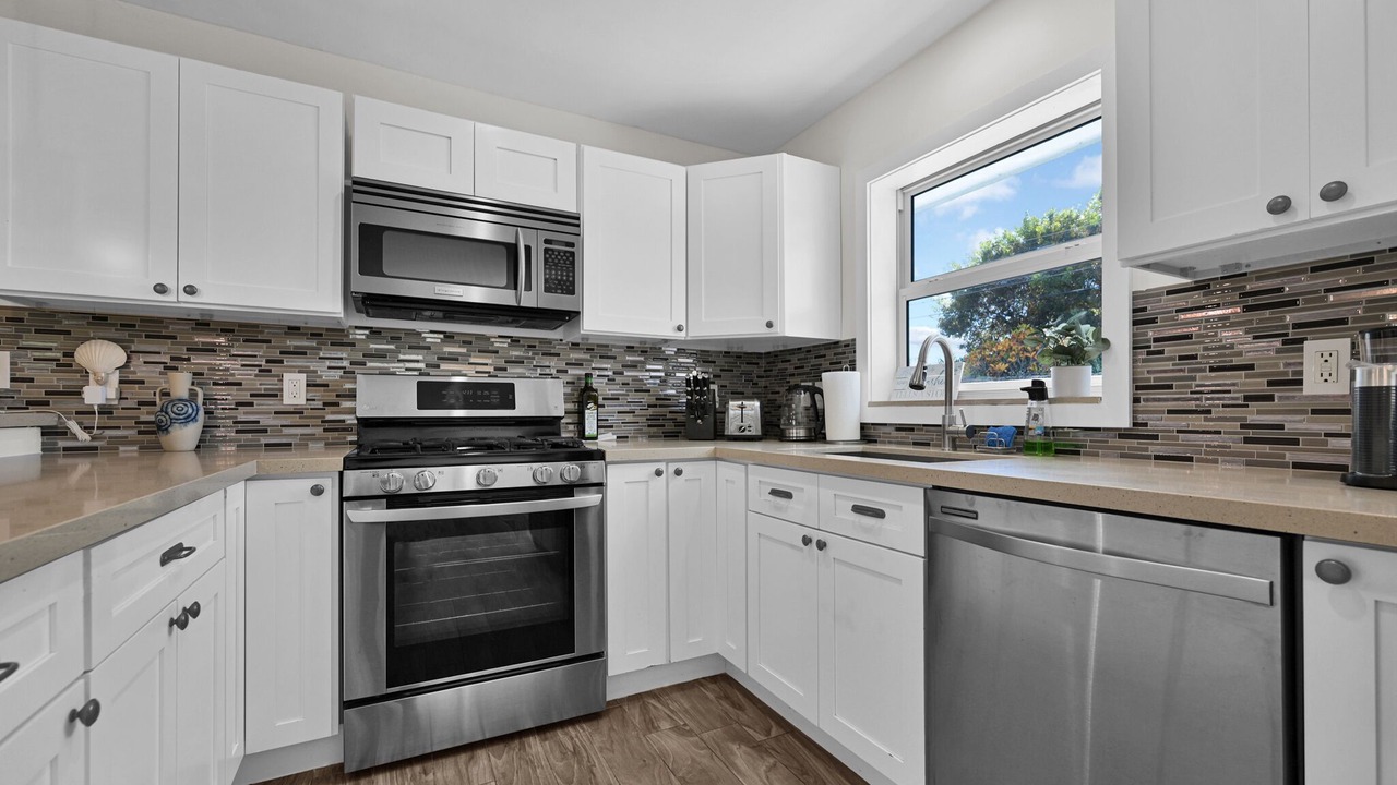 Photo of Kitchen in Tropic Palms
