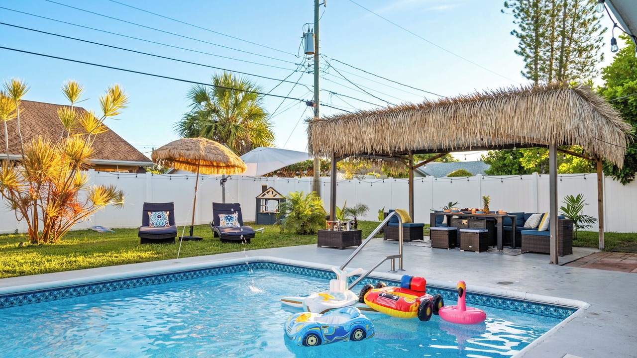 Photo of Outdoor in Tropic Palms