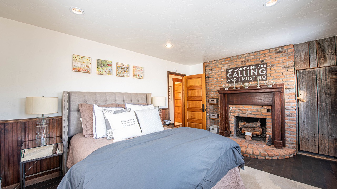 Photo of Bedroom in Crested Butte