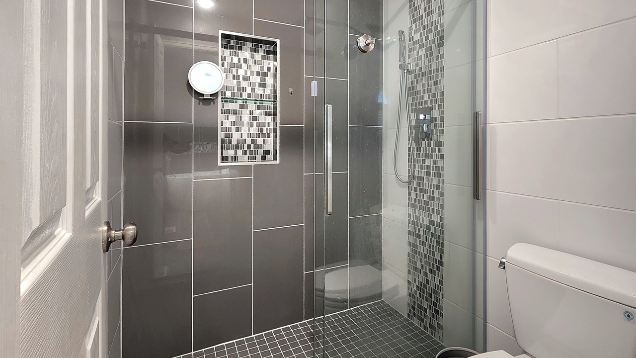 Photo of Bathroom in Southridge