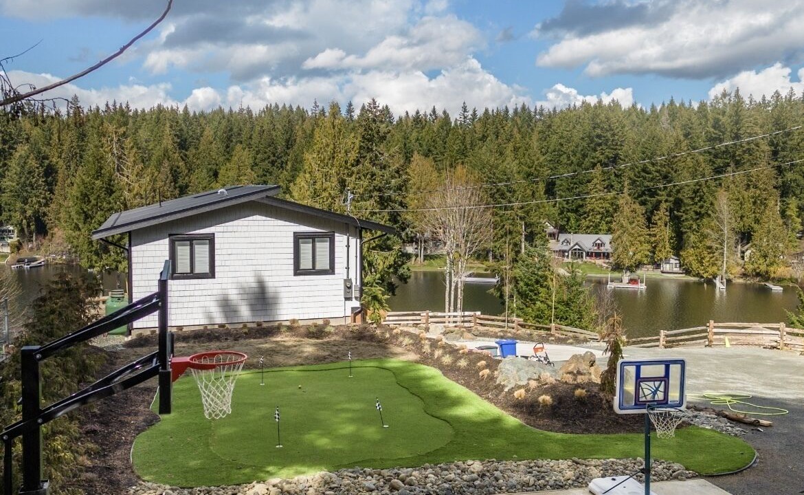 Photo of Outdoor in Shawnigan Lake