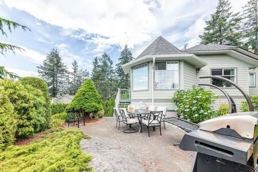 Photo of Outdoor in Saanich West