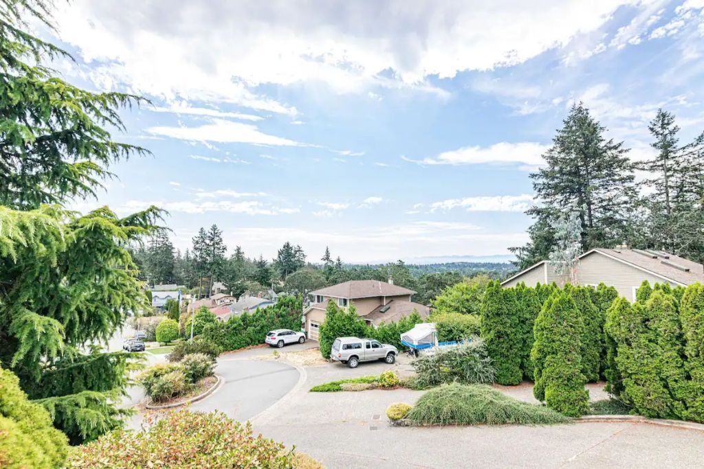 Photo of Others in Saanich West