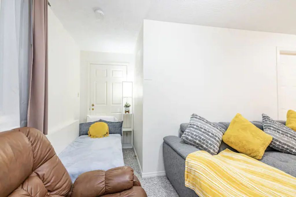 Photo of Bedroom in Saanich West