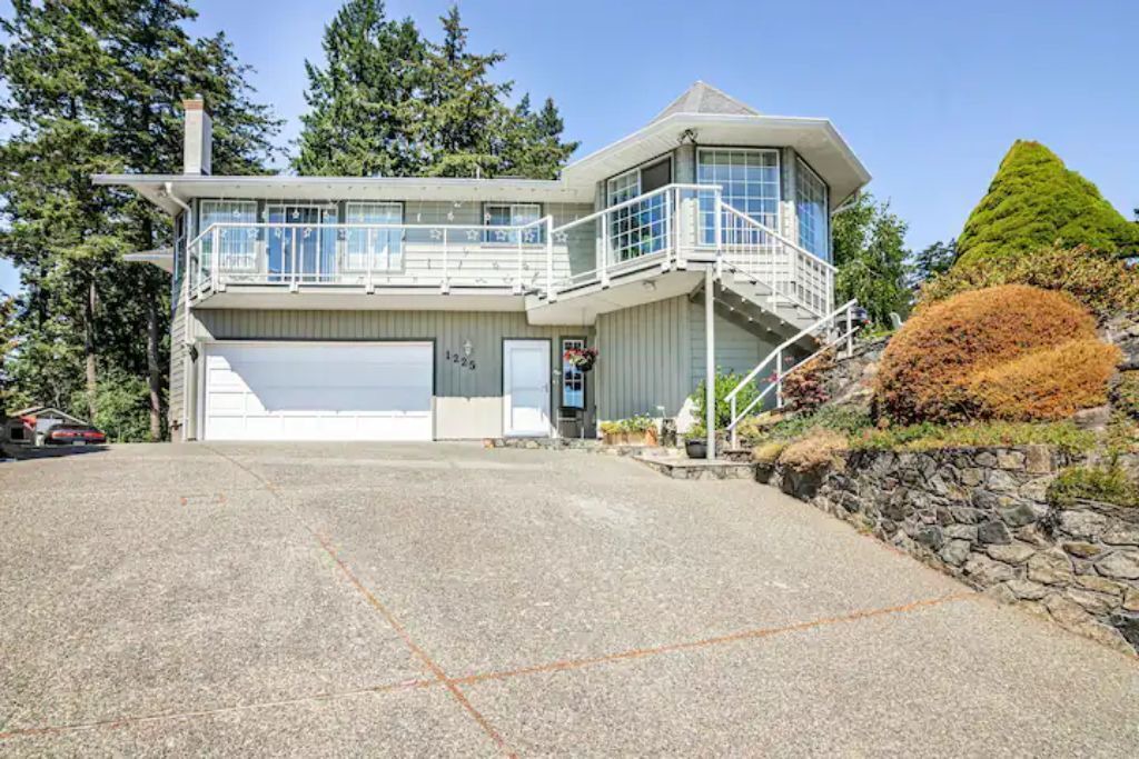 Photo of Outdoor in Saanich West