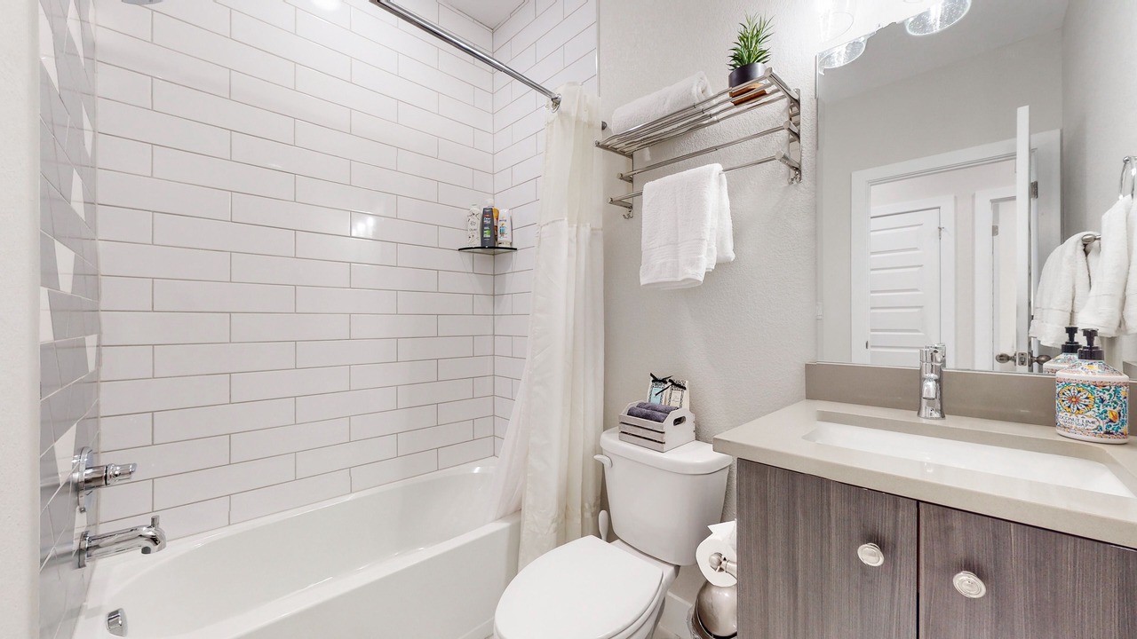 Photo of Bathroom in Old Town North