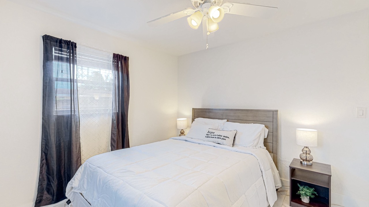 Photo of Bedroom in Pompano Beach