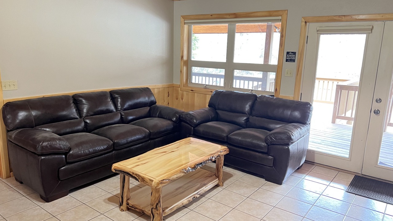 Photo of Livingroom in South Fork