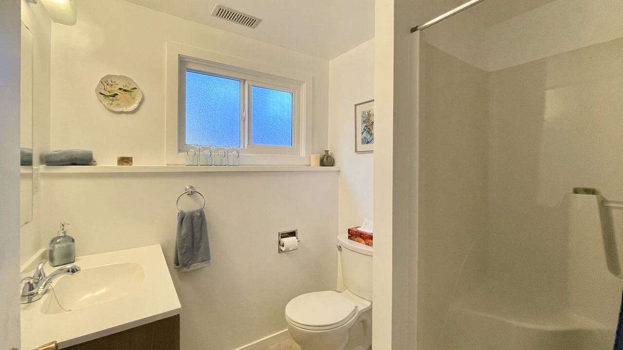 Photo of Bathroom in Yellow Point