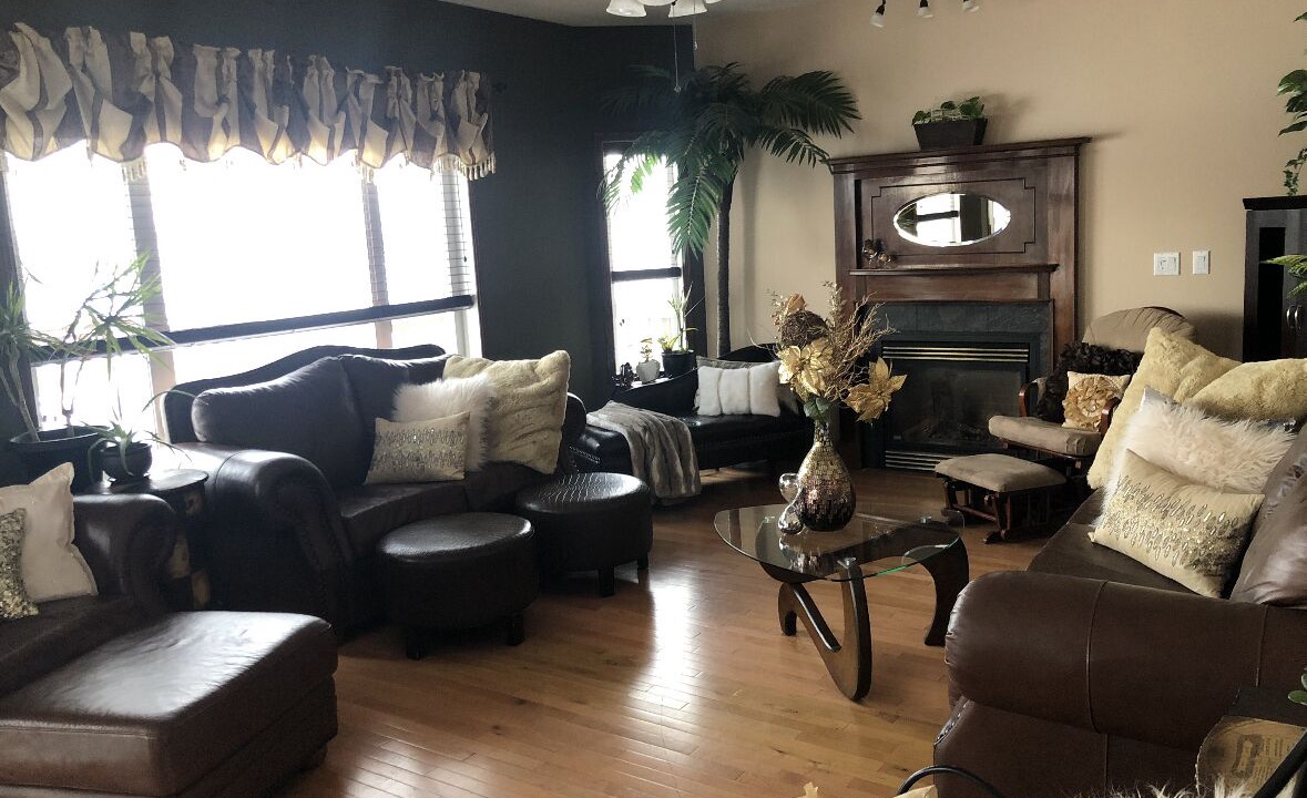 Photo of Livingroom in Red Deer