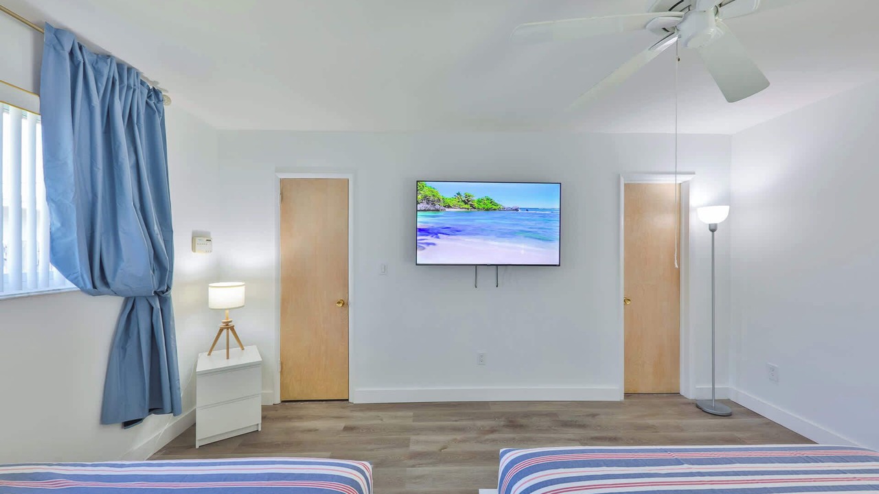 Photo of Bedroom in Hollywood Hills