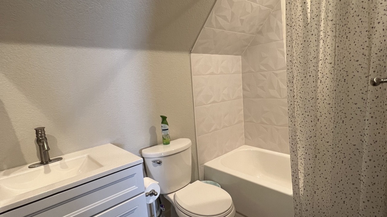 Photo of Bathroom in Speer