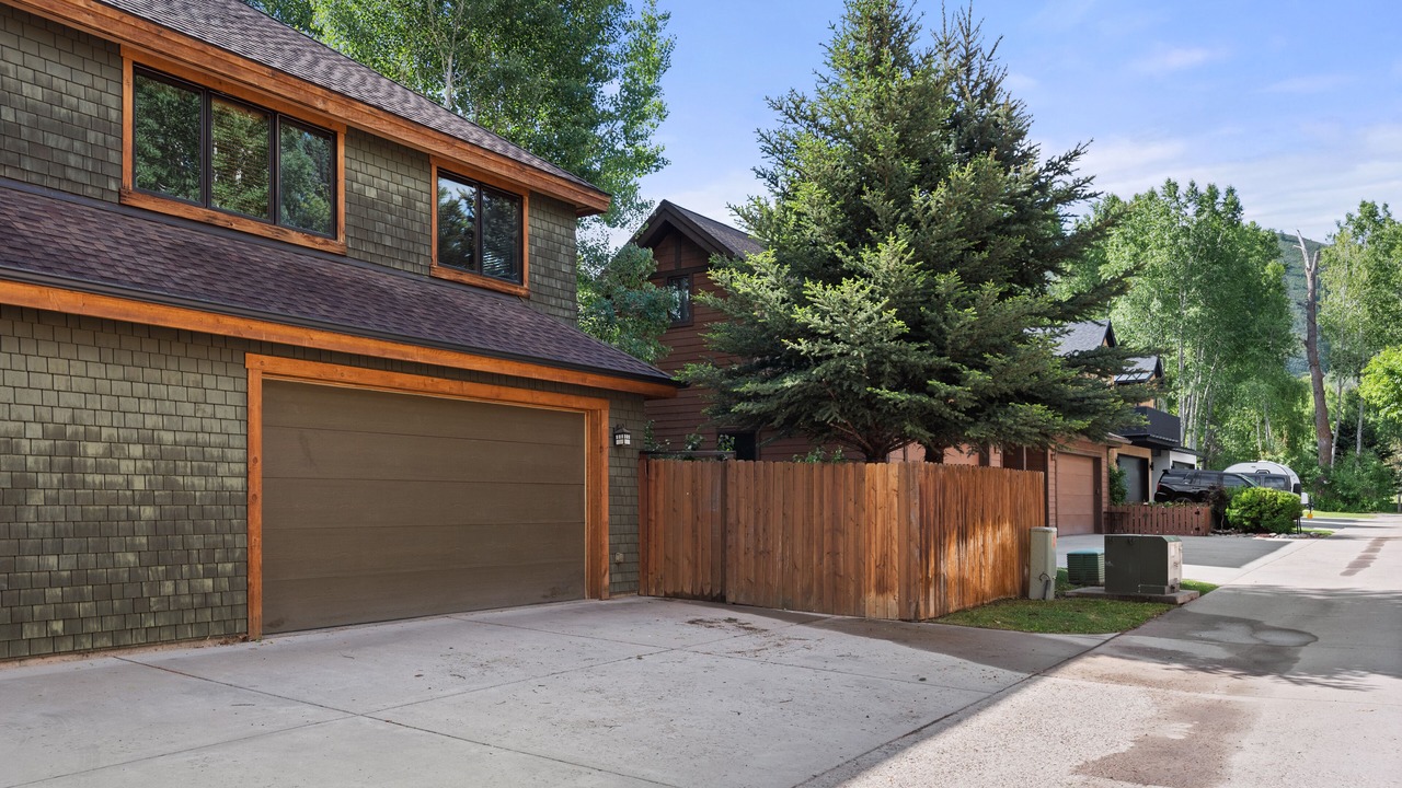 Photo of Outdoor in Basalt