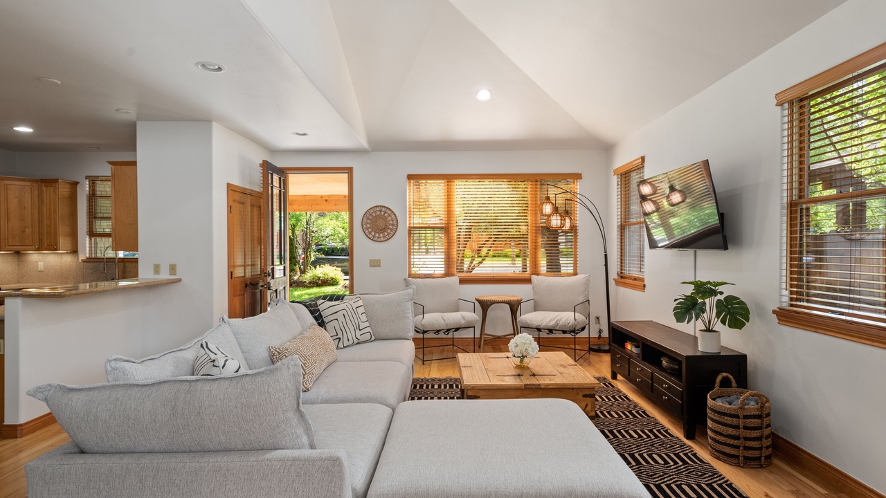 Photo of Livingroom in Basalt