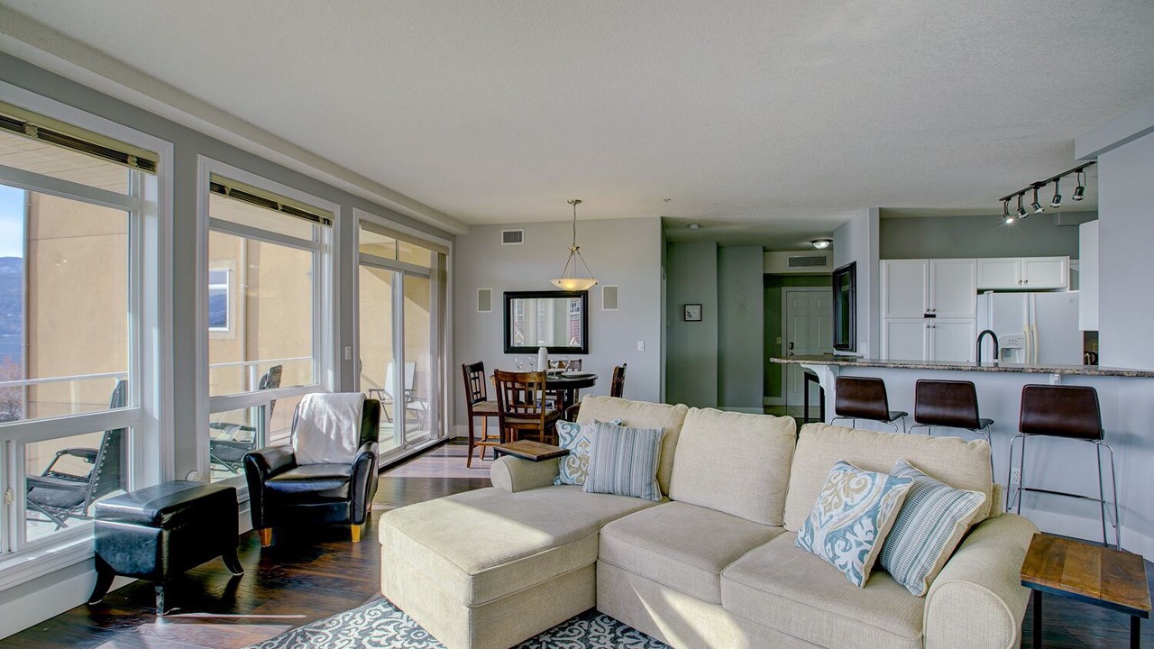 Photo of Livingroom in North End