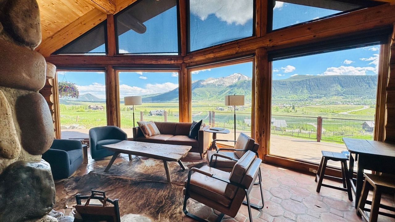 Photo of Livingroom in Crested Butte