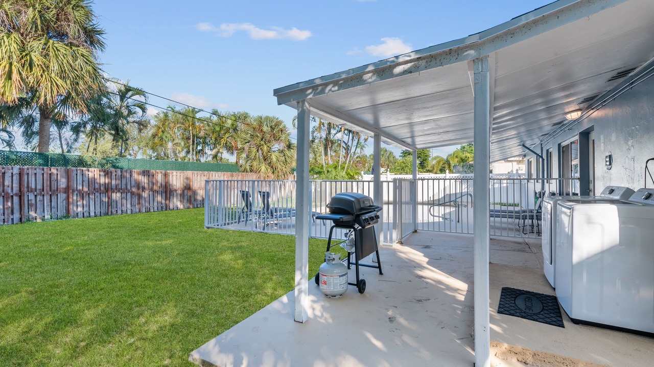 Photo of Patio Balcony in Pompano Isles