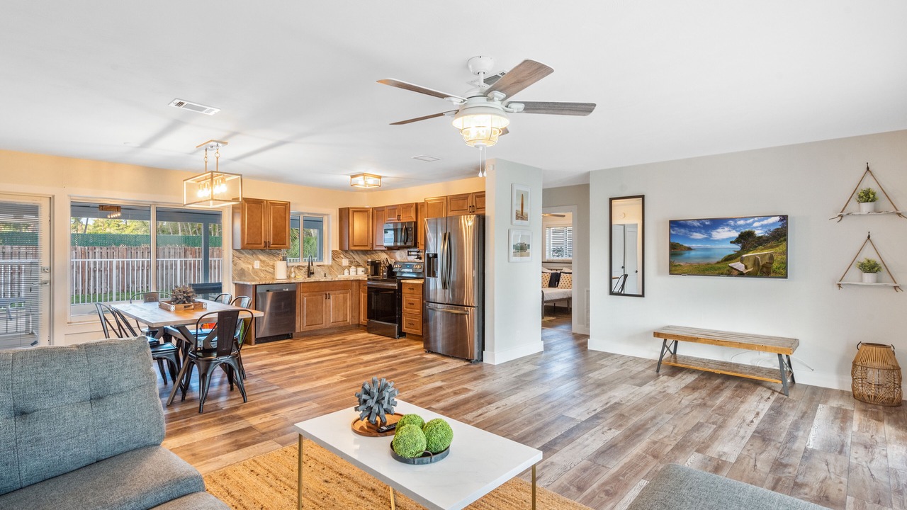 Photo of Livingroom in Pompano Isles