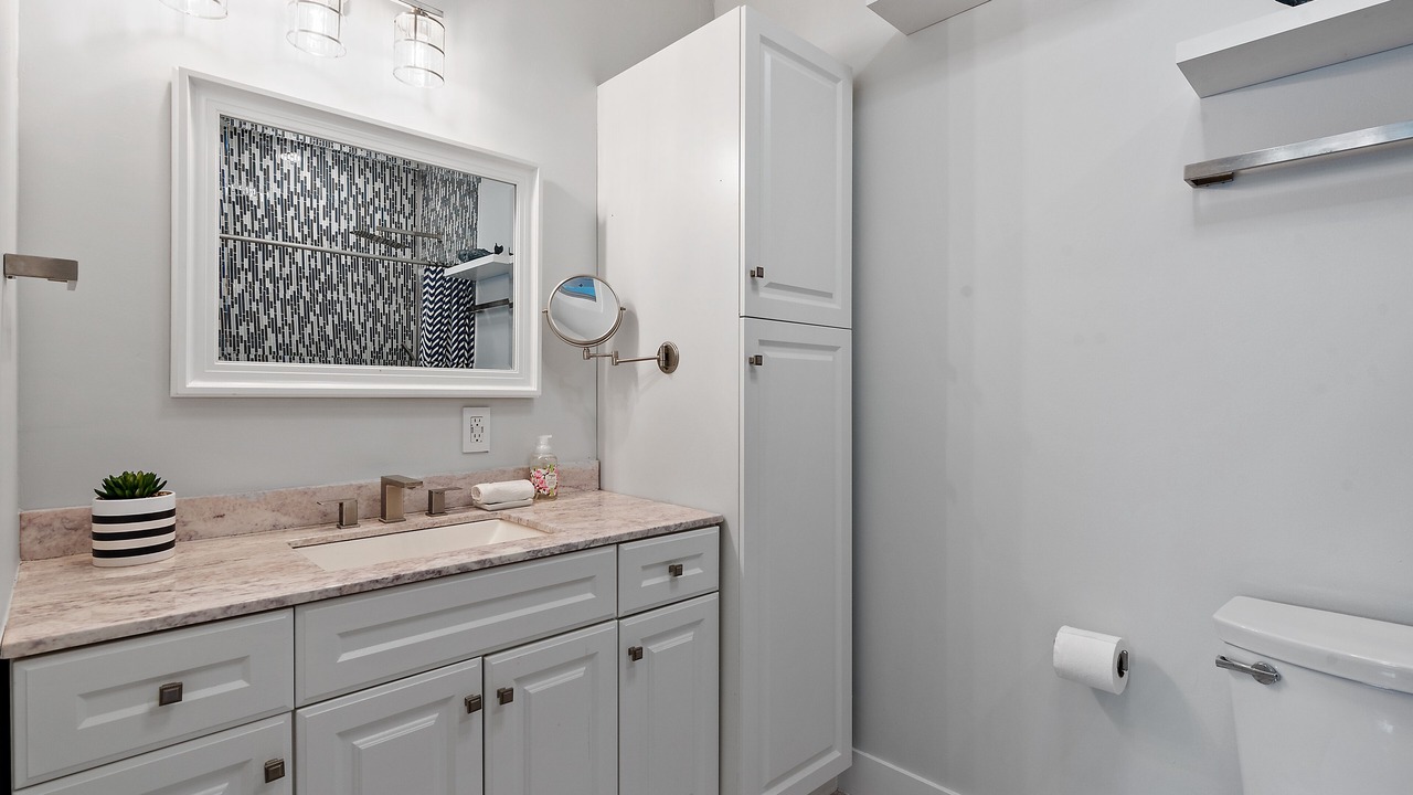 Photo of Bathroom in Pompano Isles