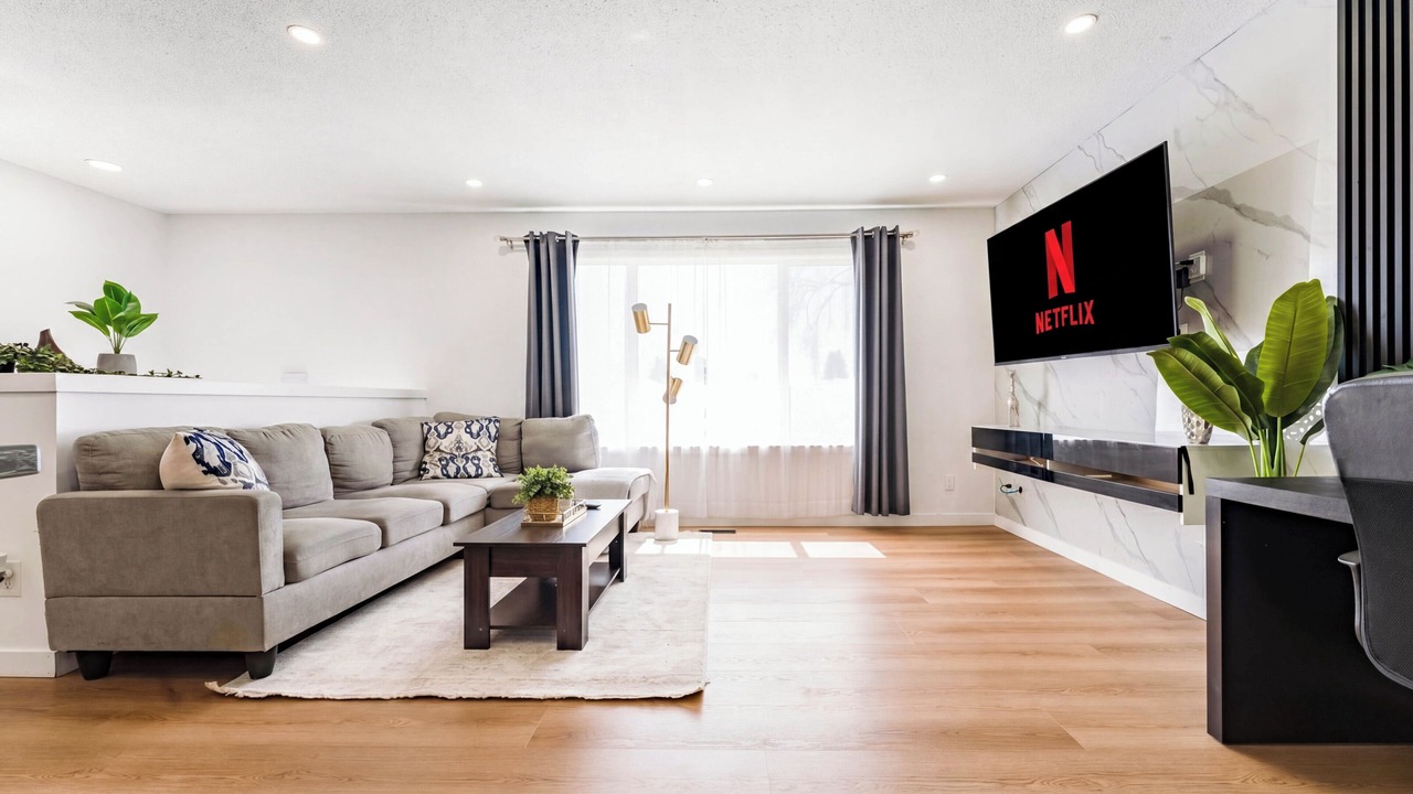 Photo of Livingroom in Southeast Calgary