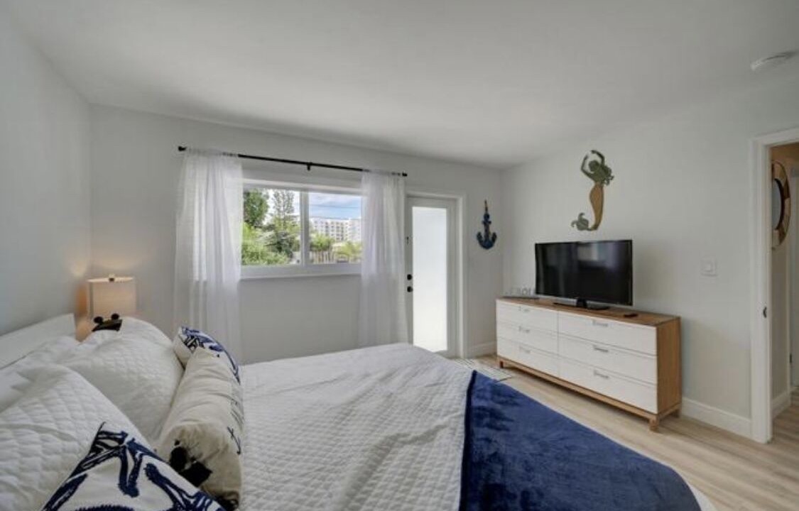 Photo of Bedroom in Harbor Village