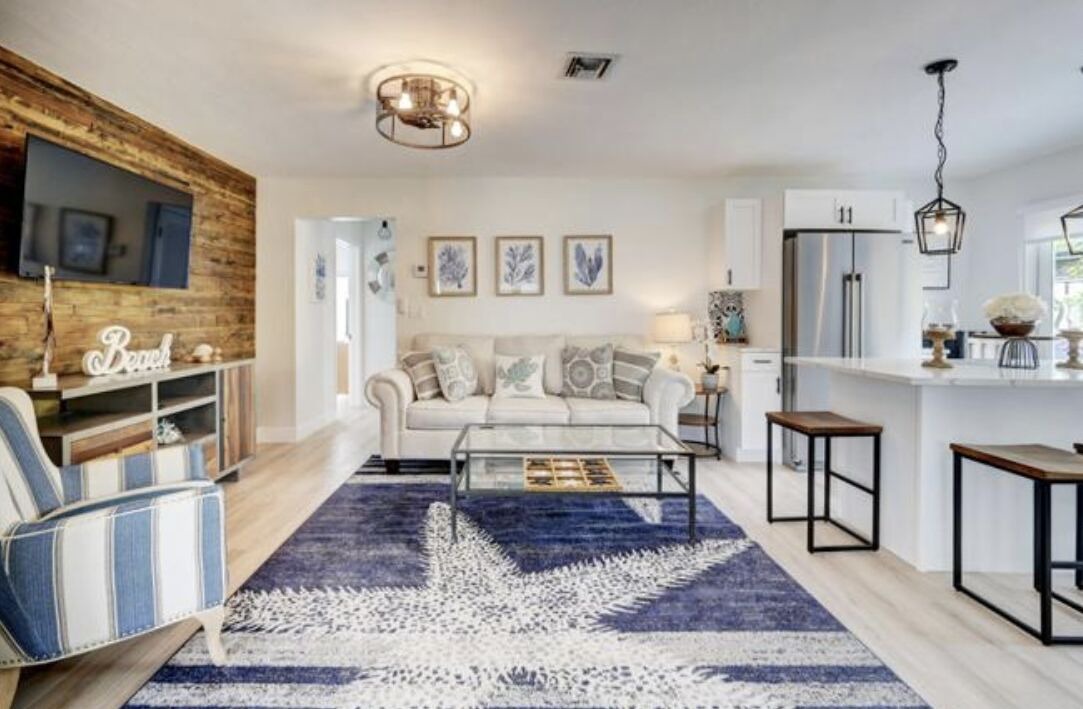 Photo of Livingroom in Harbor Village