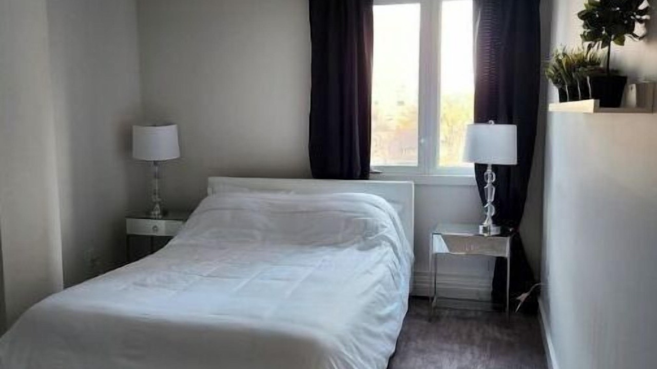 Photo of Bedroom in Saskatoon Downtown