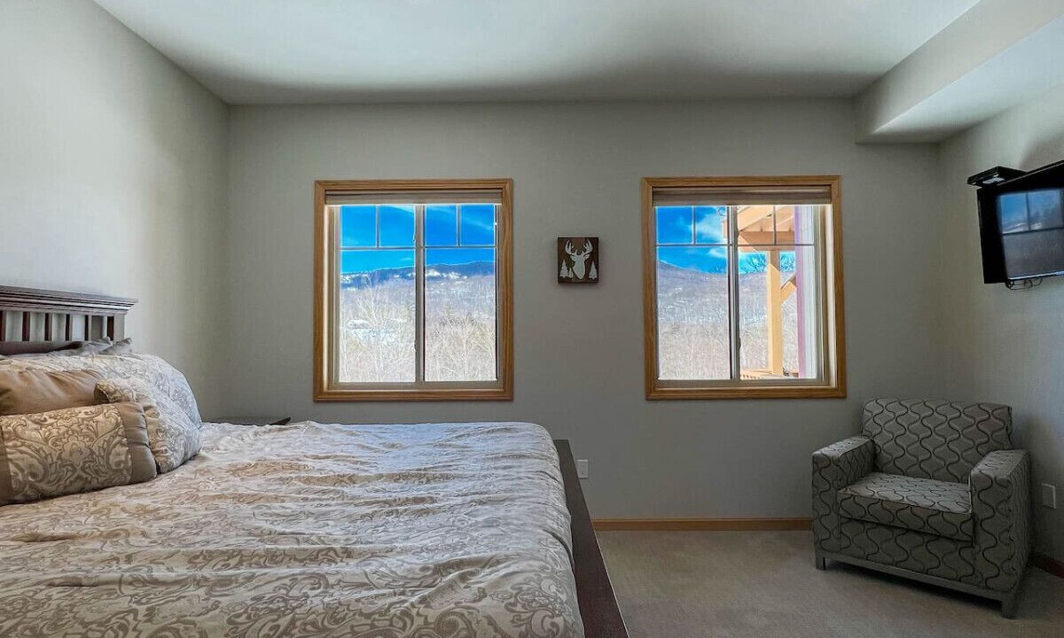 Photo of Bedroom in Jackson