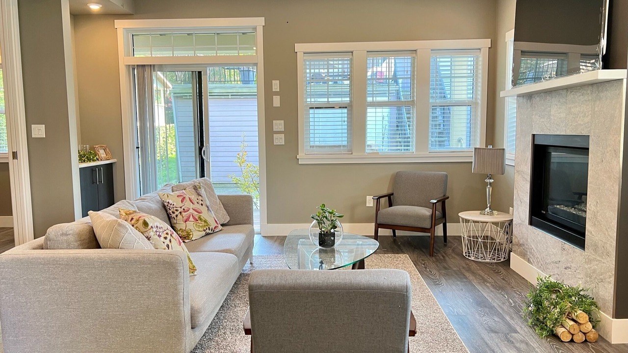 Photo of Livingroom in Port Moody
