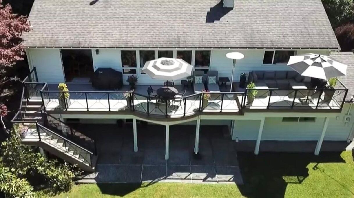 Photo of Patio Balcony in West Vancouver
