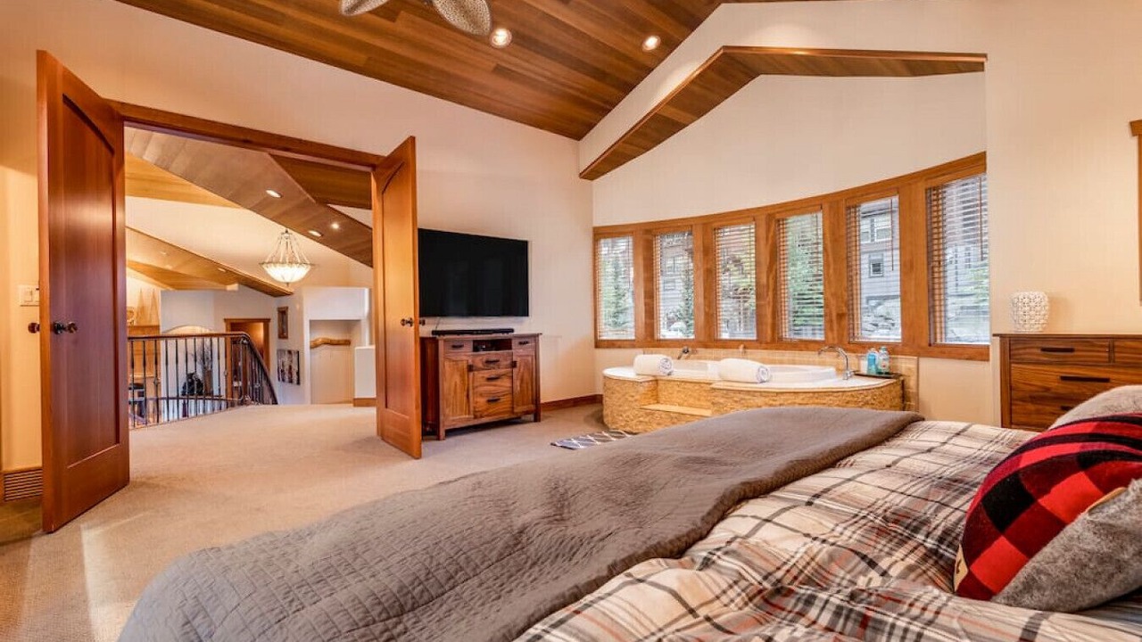 Photo of Bedroom in East Kootenay