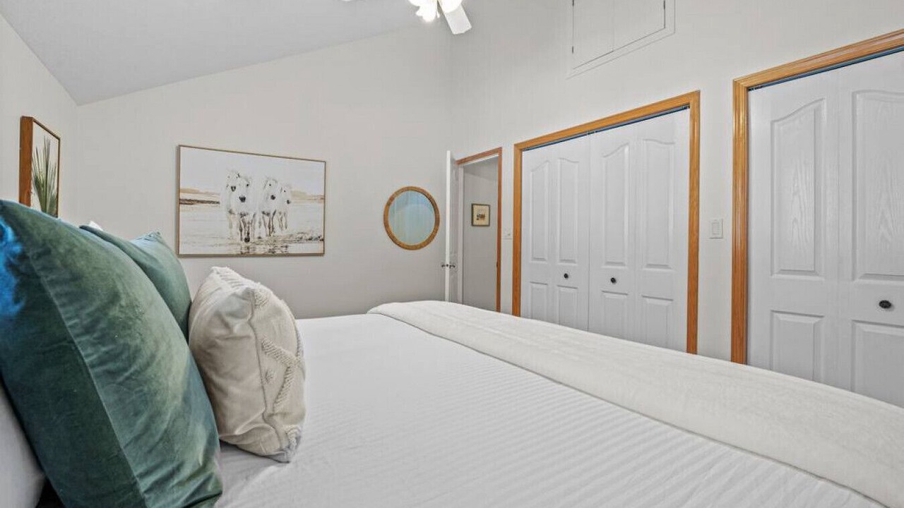 Photo of Bedroom in East Kootenay