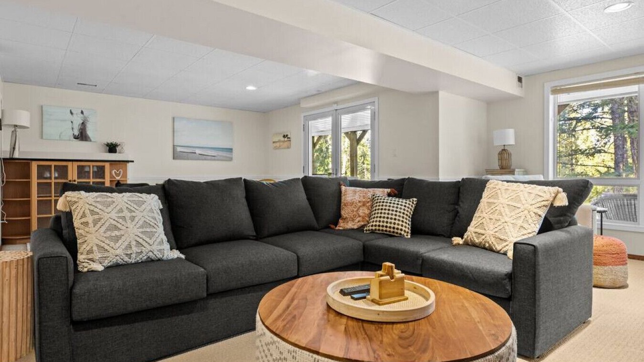 Photo of Livingroom in East Kootenay