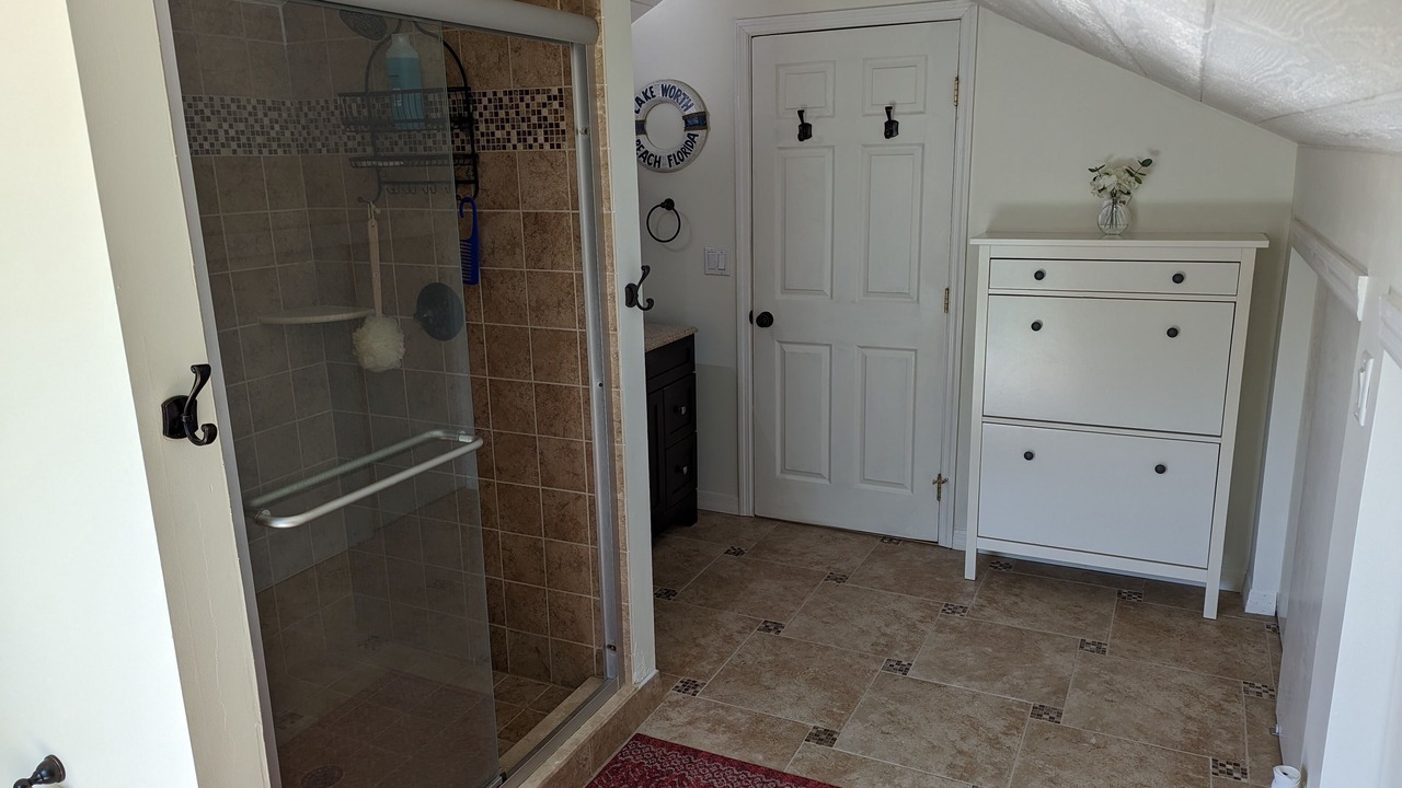 Photo of Bathroom in Lake Worth