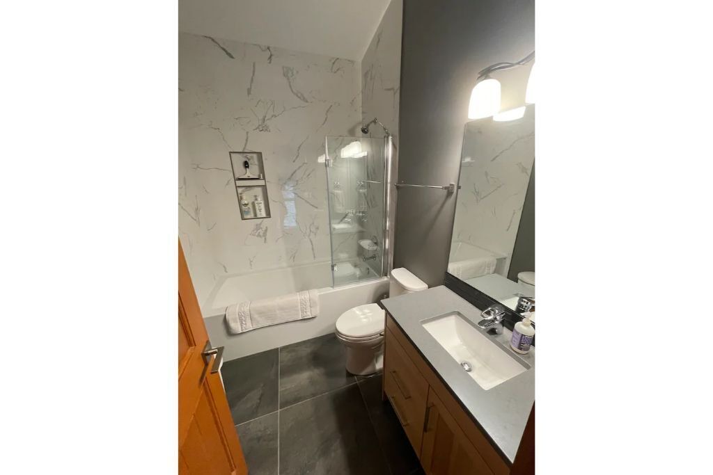 Photo of Bathroom in Okanagan-Similkameen