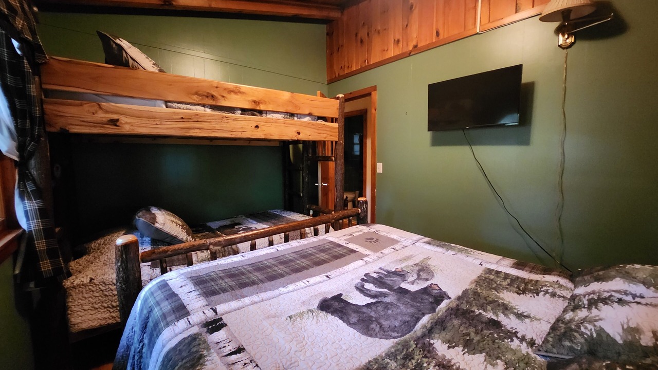 Photo of Bedroom in Lake George