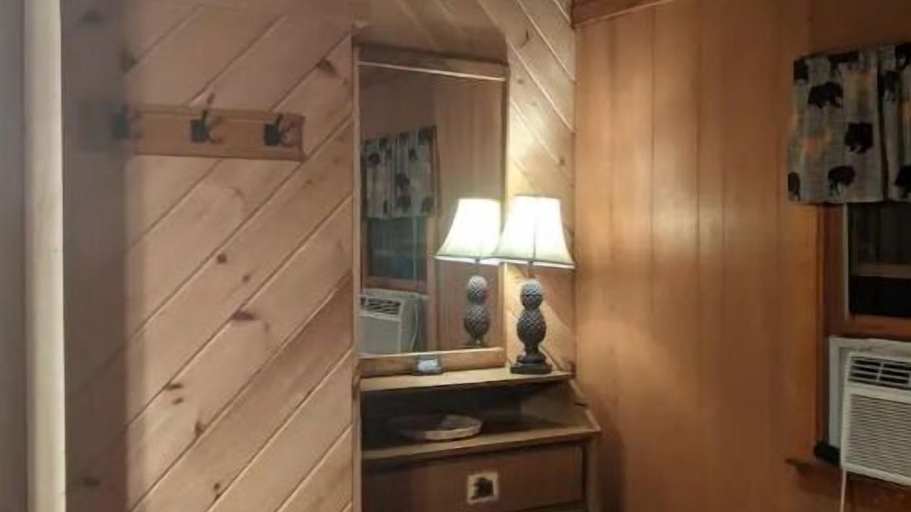 Photo of Bedroom in Lake George