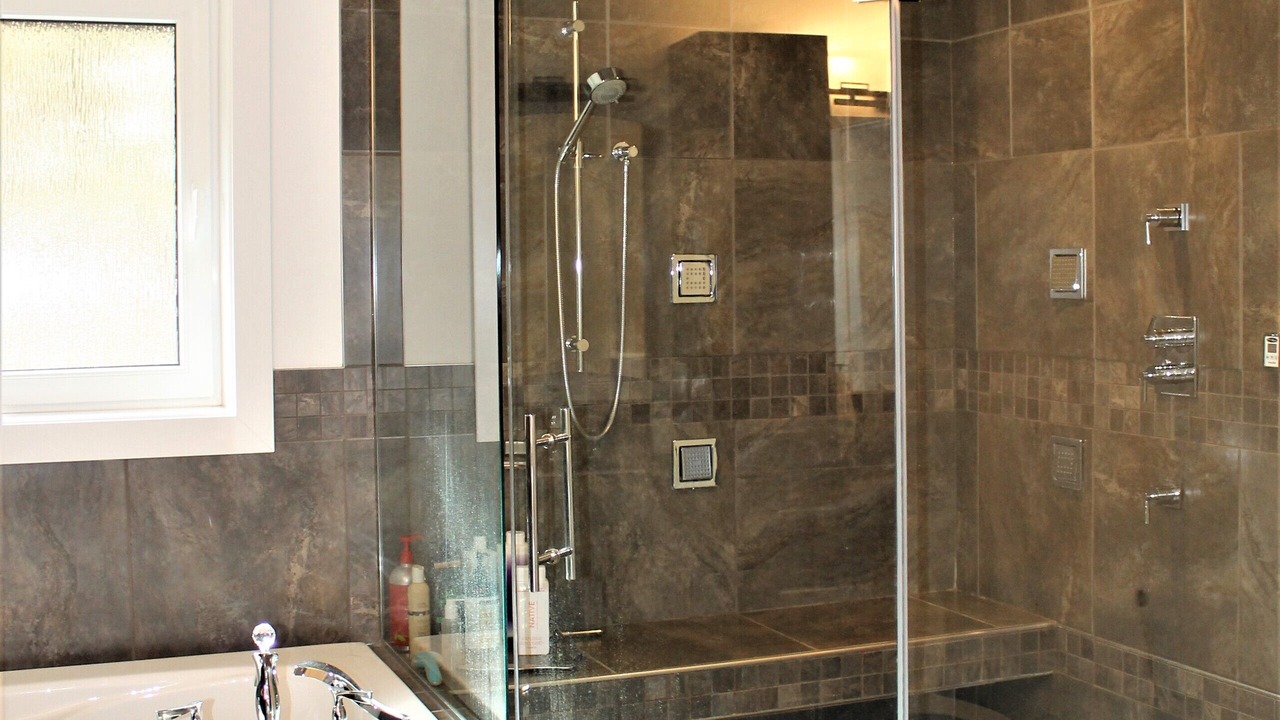 Photo of Bathroom in Okanagan-Similkameen