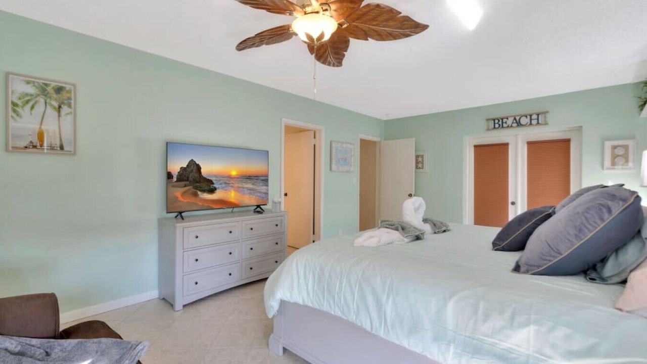 Photo of Bedroom in Deerfield Beach