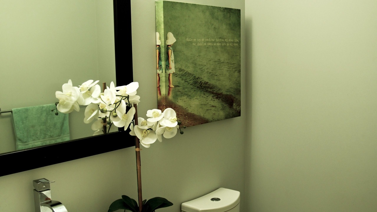 Photo of Bathroom in Metro Vancouver Regional District