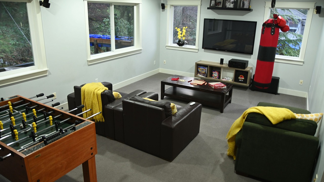 Photo of Bedroom in Metro Vancouver Regional District