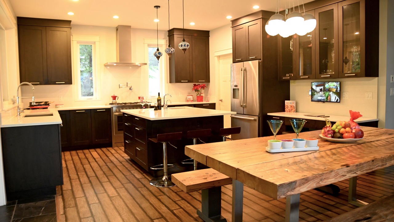 Photo of Kitchen in Metro Vancouver Regional District