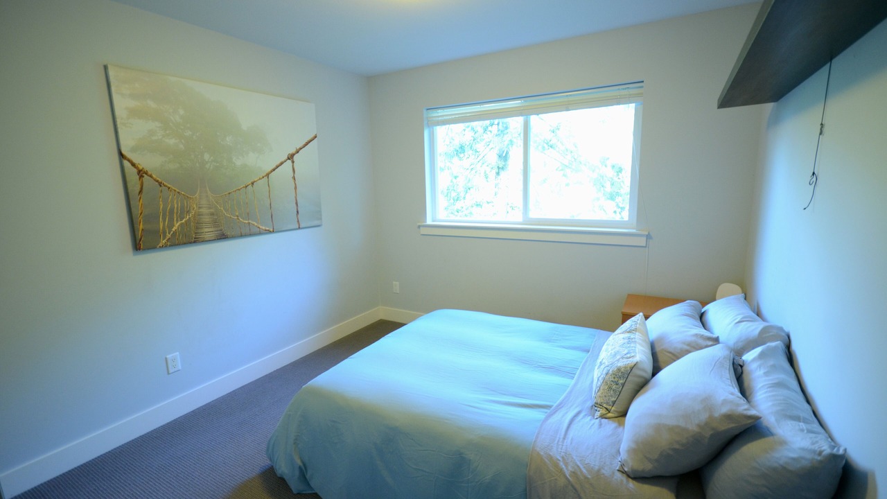 Photo of Bedroom in Metro Vancouver Regional District