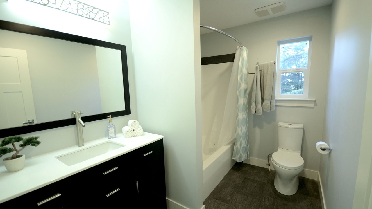 Photo of Bathroom in Metro Vancouver Regional District