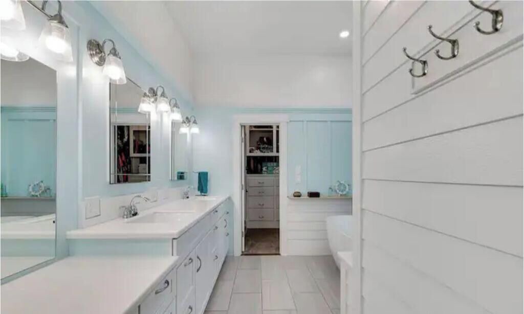 Photo of Bathroom in Glacier View Meadows